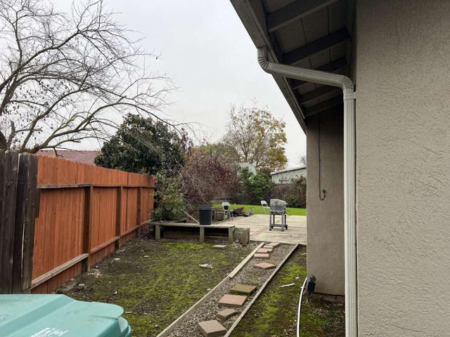 5638 Kermit Ln, Stockton, CA 95207