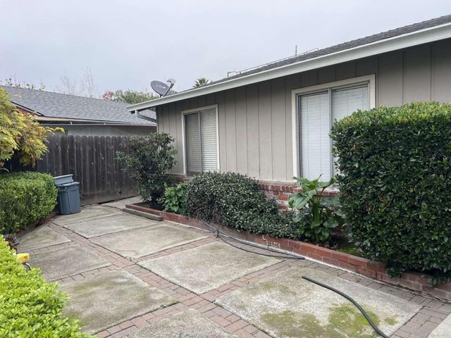 5638 Kermit Ln, Stockton, CA 95207