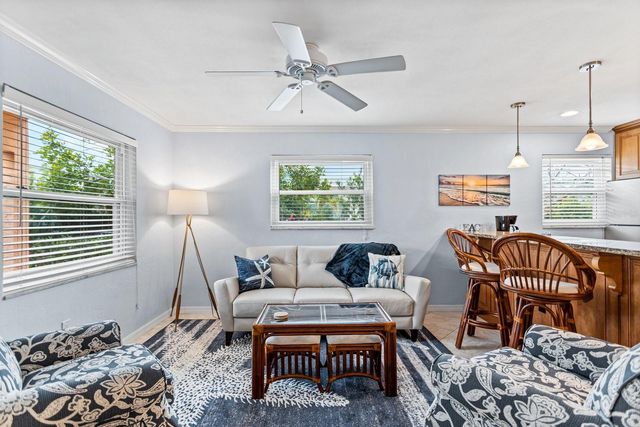 535 68TH AVENUE 1, St Pete Beach, FL 33706