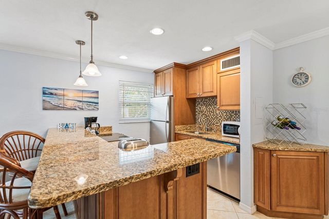 535 68TH AVENUE 1, St Pete Beach, FL 33706