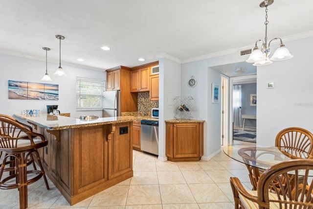 535 68TH AVENUE 1, St Pete Beach, FL 33706