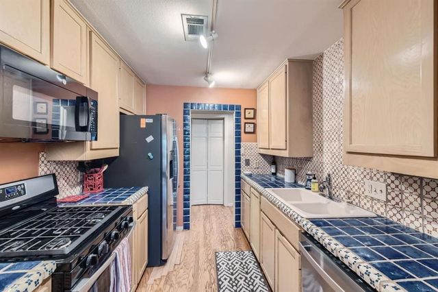 606 W Lynn ST 5, Austin, TX 78703