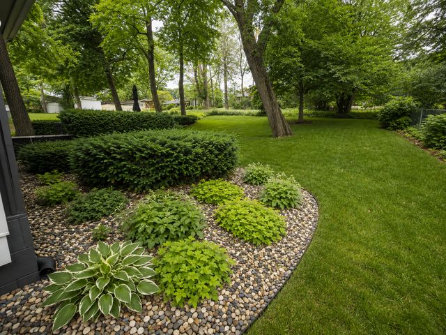 3633 Flag Avenue N, New Hope, MN 55427