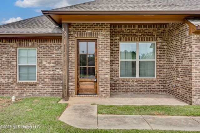 406 Silver Hill Drive, Pearl, MS 39208
