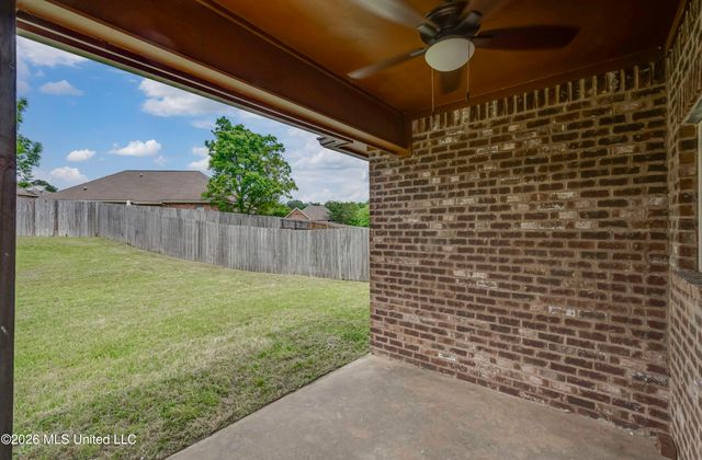 406 Silver Hill Drive, Pearl, MS 39208