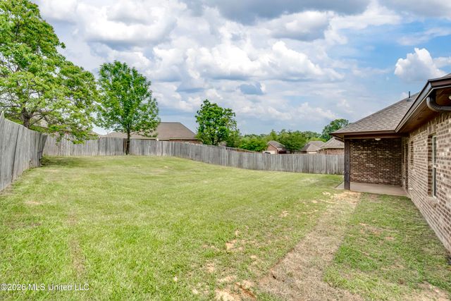 406 Silver Hill Drive, Pearl, MS 39208