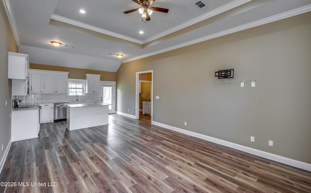 406 Silver Hill Drive, Pearl, MS 39208