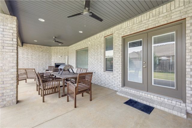 1741 Cherrie Street, Bentonville, AR 72713