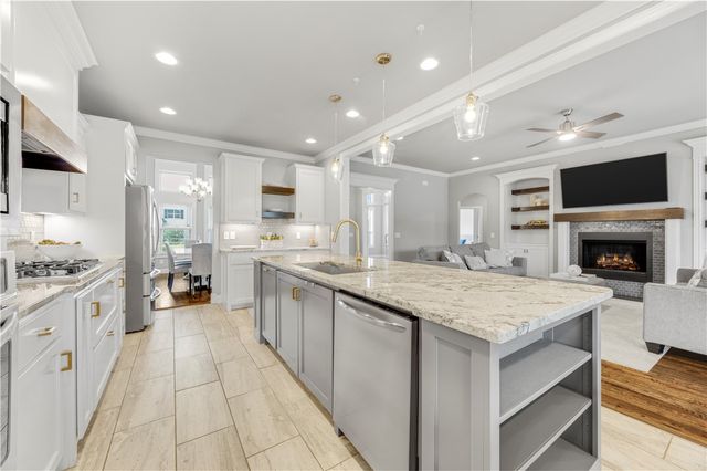1741 Cherrie Street, Bentonville, AR 72713