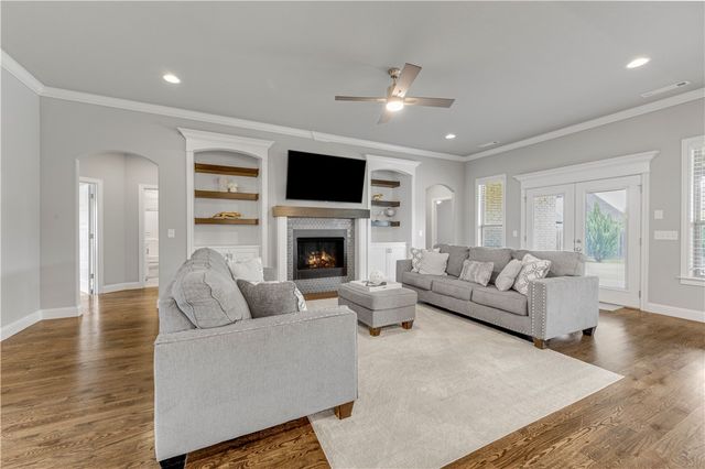 1741 Cherrie Street, Bentonville, AR 72713