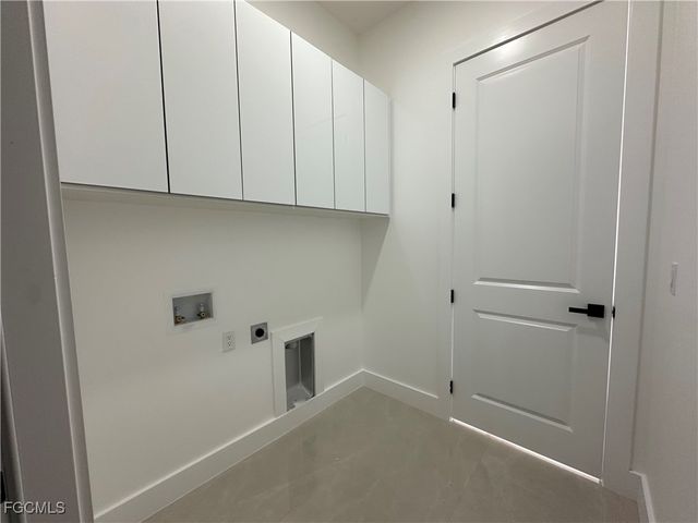 3111 56th ST W, Lehigh Acres, FL 33971