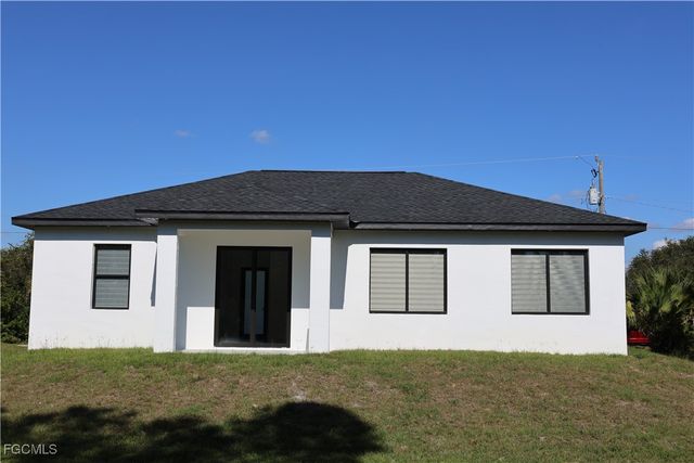 3111 56th ST W, Lehigh Acres, FL 33971