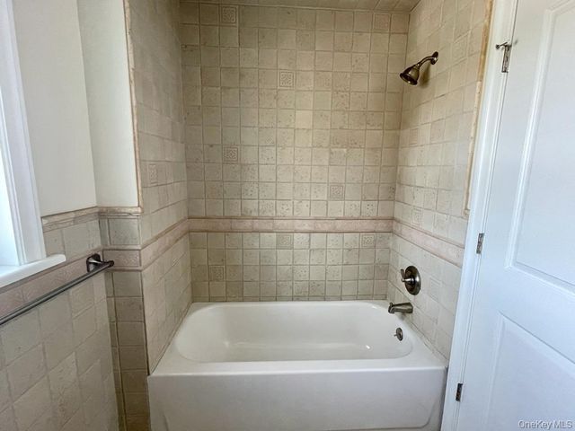 5 Brandreth Street 2B, Ossining, NY 10562