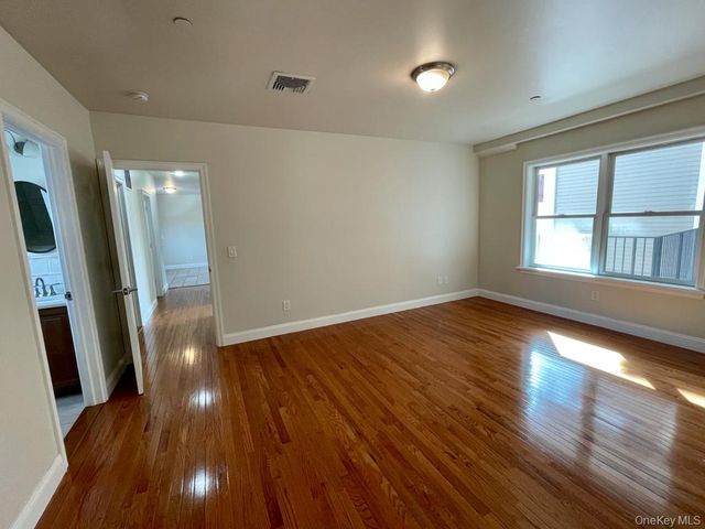 5 Brandreth Street 2B, Ossining, NY 10562