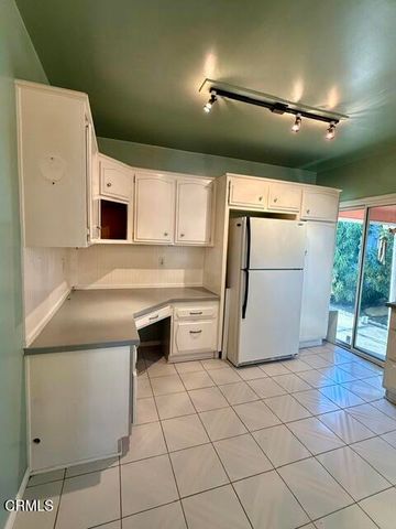 1817 N Rose Street, Burbank, CA 91505