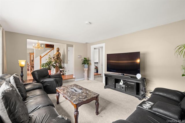 24 Walnut Street, Coram, NY 11727
