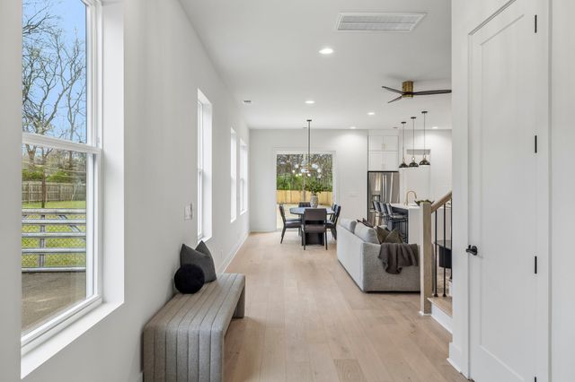 6335A Columbia Ave, Nashville, TN 37209