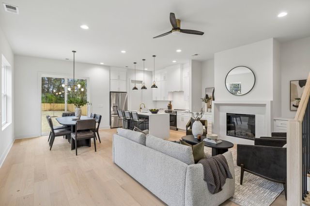 6335A Columbia Ave, Nashville, TN 37209