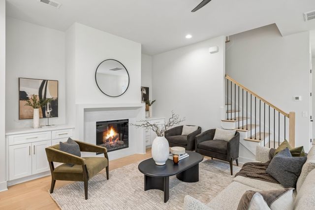 6335A Columbia Ave, Nashville, TN 37209