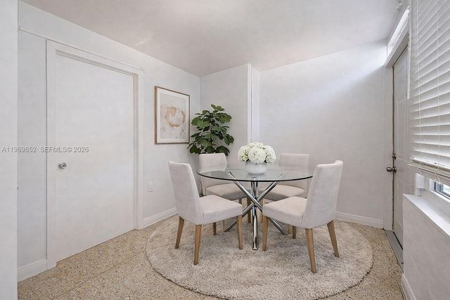 1611 SW 21st St, Miami, FL 33145