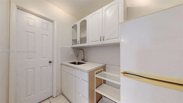 1611 SW 21st St, Miami, FL 33145