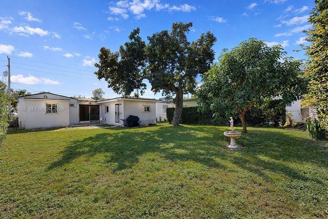 1611 SW 21st St, Miami, FL 33145