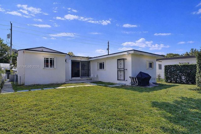 1611 SW 21st St, Miami, FL 33145