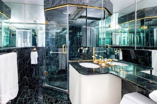 530 E 72nd St Apt 4D, New York City, NY 10021