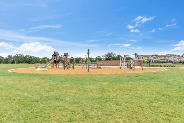 2700 Patriot Dr, Lincoln, CA 95648