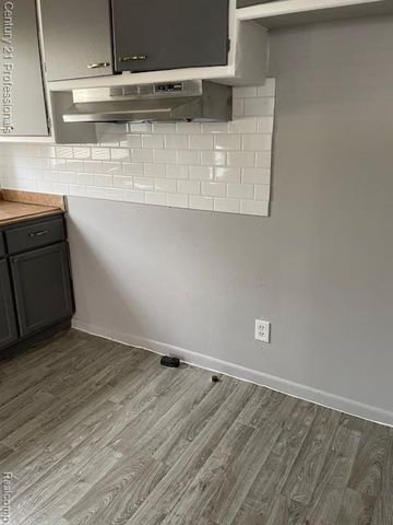 8834 Winston, Redford, MI 48239