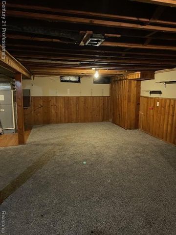 8834 Winston, Redford, MI 48239