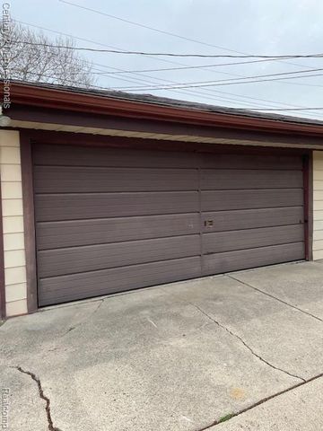 8834 Winston, Redford, MI 48239