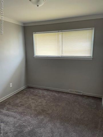 8834 Winston, Redford, MI 48239