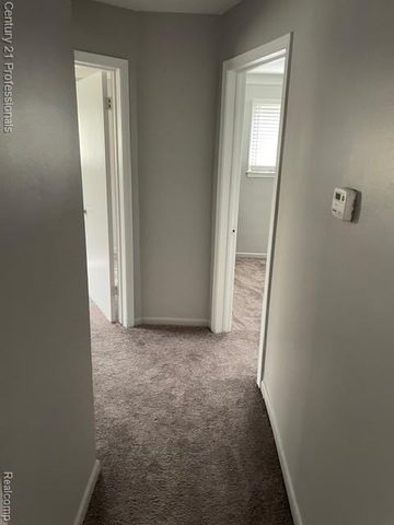 8834 Winston, Redford, MI 48239