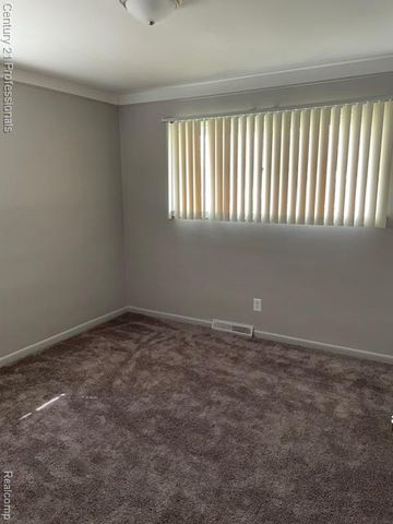 8834 Winston, Redford, MI 48239