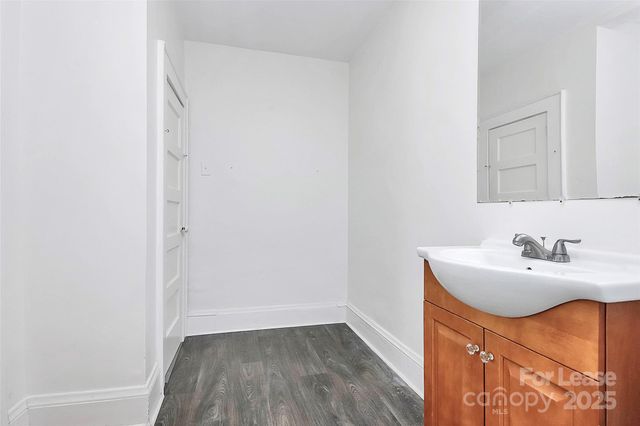 511 E 35th Street, Charlotte, NC 28205