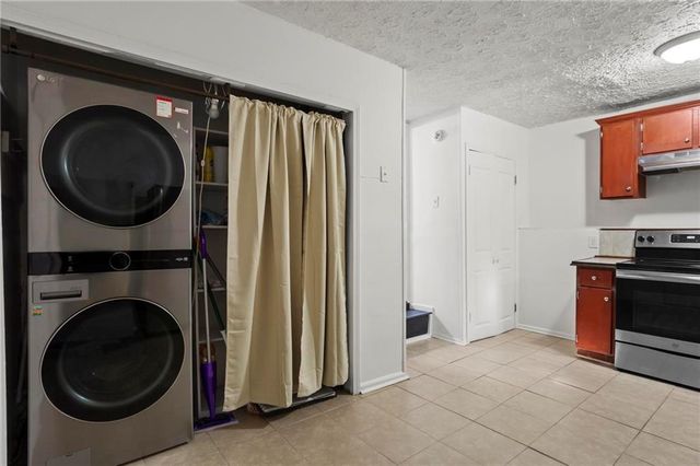 317 Argus NW Circle, Atlanta, GA 30331