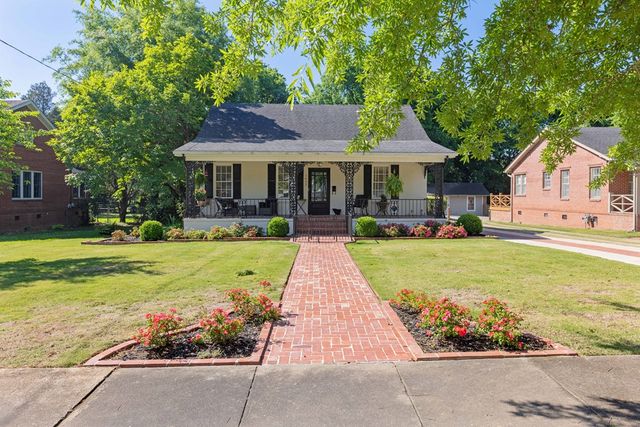 1622 Crest Drive, Columbus, GA 31906