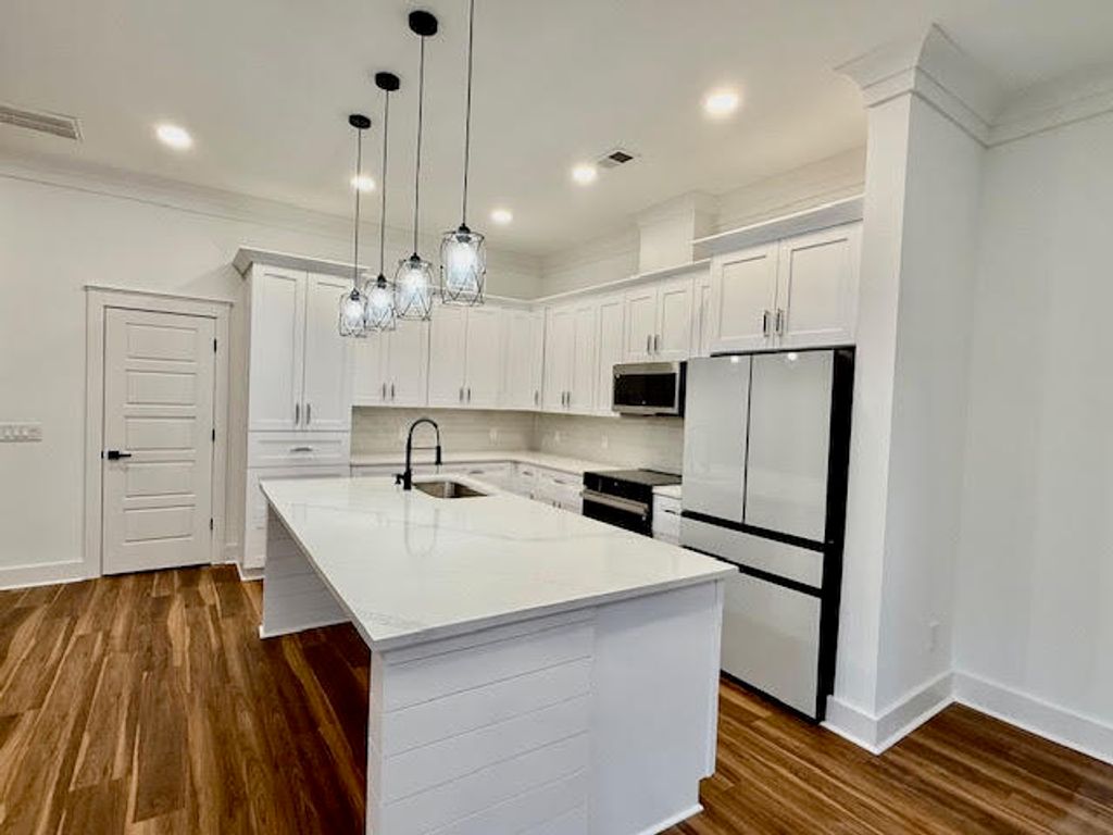 Image 15 of property listing at 2662 Bennett Yard Road, North Charleston, SC 29405