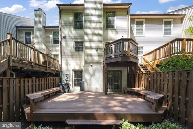 9053 ARMENDOWN DR, Springfield, VA 22152