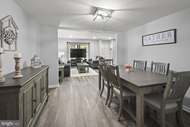 9053 ARMENDOWN DR, Springfield, VA 22152
