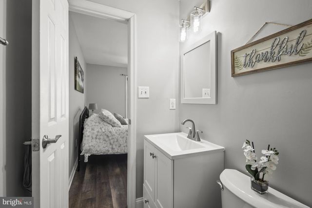 9053 ARMENDOWN DR, Springfield, VA 22152