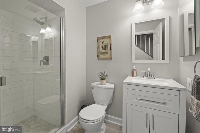 9053 ARMENDOWN DR, Springfield, VA 22152