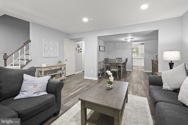 9053 ARMENDOWN DR, Springfield, VA 22152