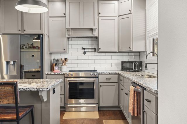 1845 Sycamore Ranch Road, Galena, MO 65656