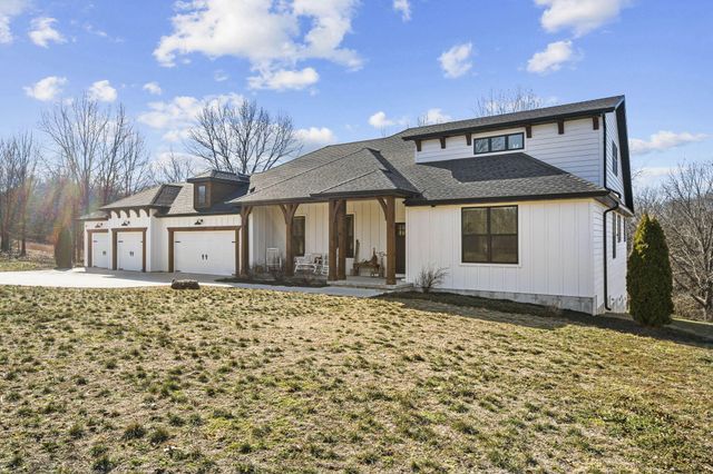 1845 Sycamore Ranch Road, Galena, MO 65656