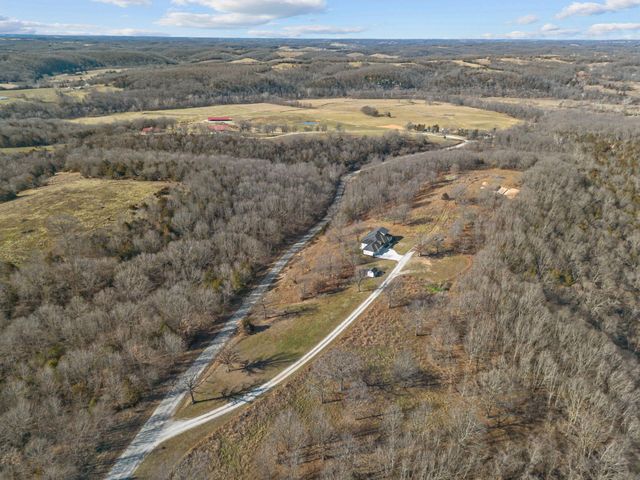 1845 Sycamore Ranch Road, Galena, MO 65656