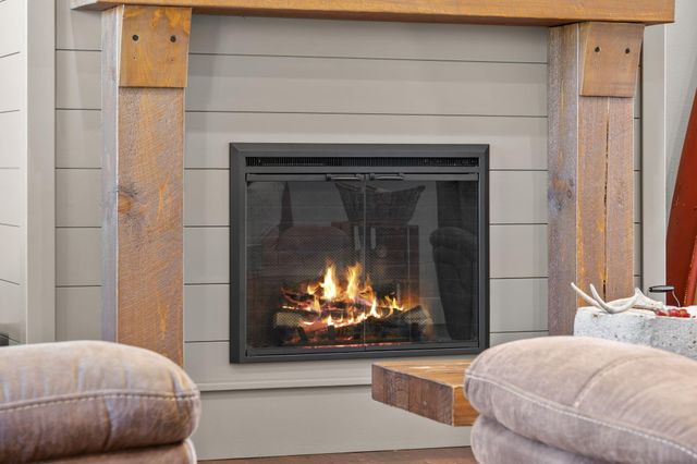 1845 Sycamore Ranch Road, Galena, MO 65656