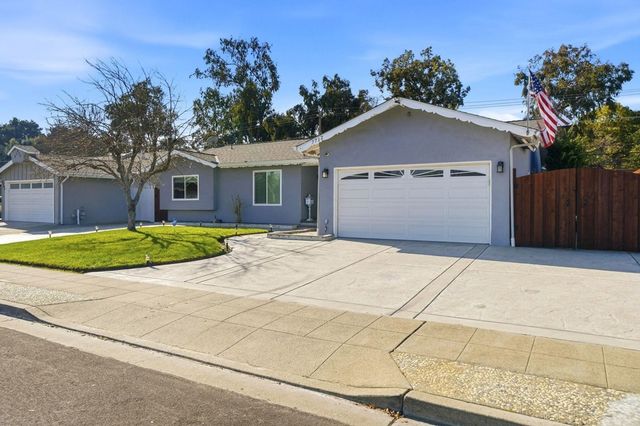7712 Canterbury Lane, Dublin, CA 94568