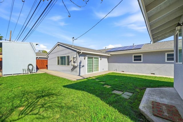 7712 Canterbury Lane, Dublin, CA 94568